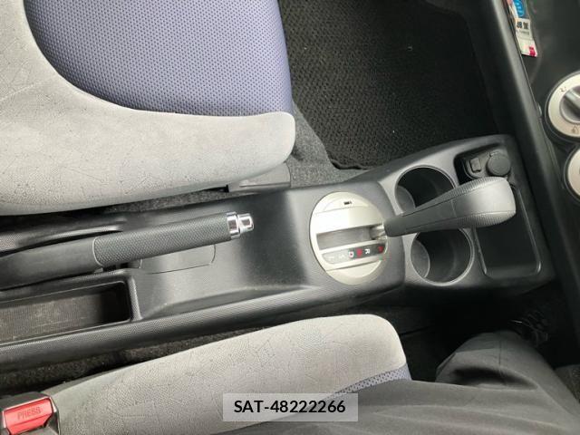 Honda FIT 2007-10 8666138-19