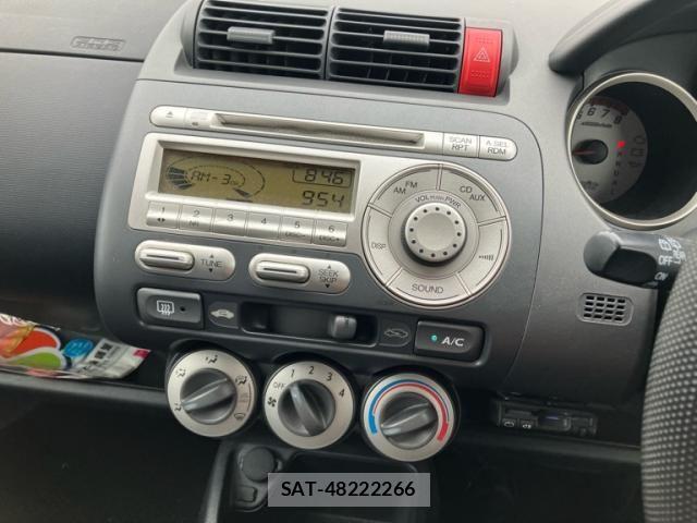 Honda FIT 2007-10 8666138-20