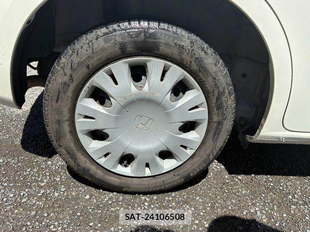 Honda FIT 2013-06 8659075-1
