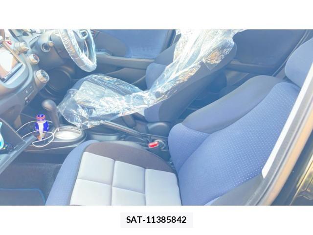 Honda FIT 2009-12 8659082-10