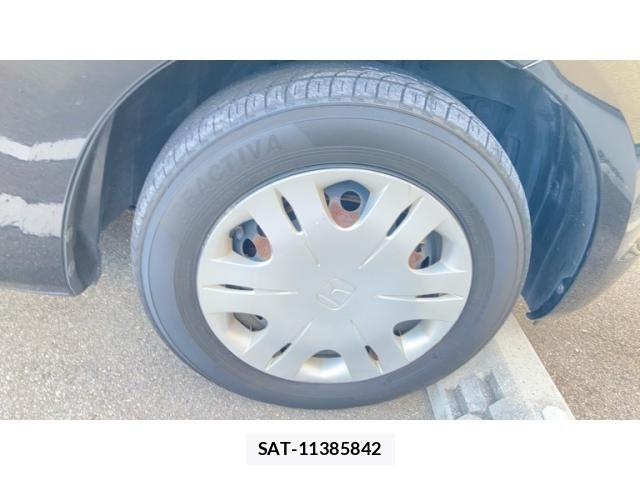 Honda FIT 2009-12 8659082-4