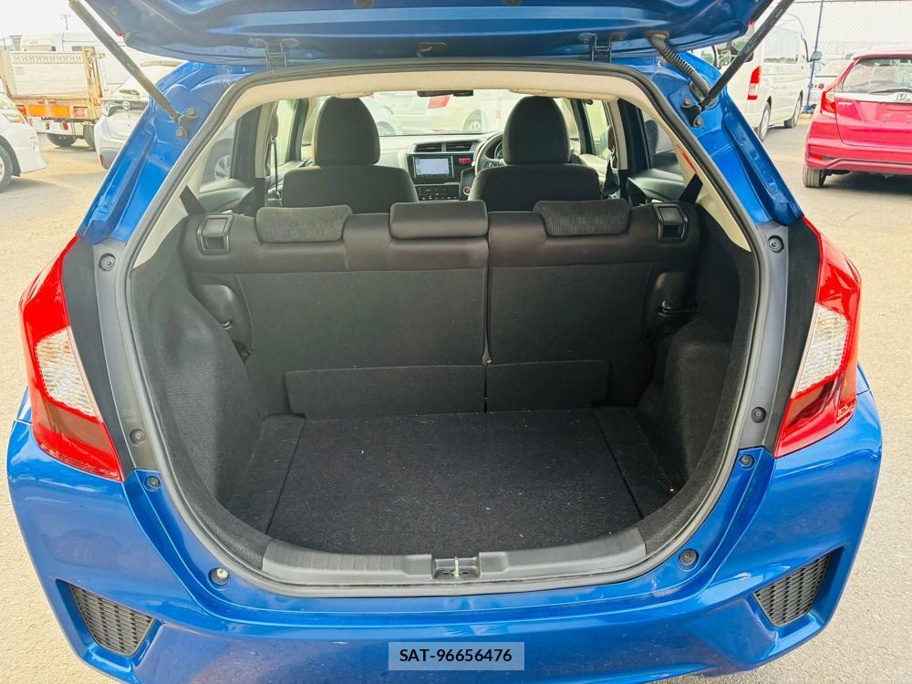 Honda FIT 2017-07 8526853-26