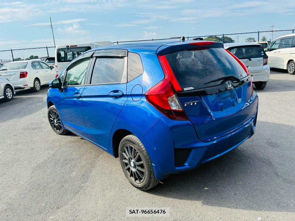 Honda FIT 2017-07 8526853-2