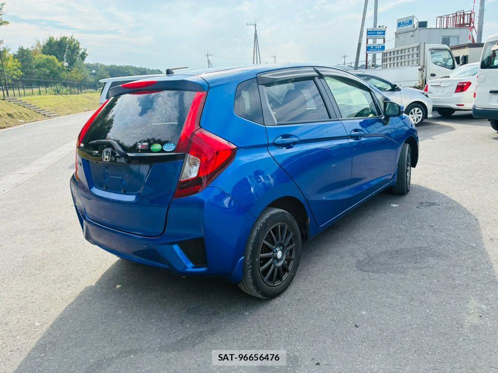 Honda FIT 2017-07 8526853-4