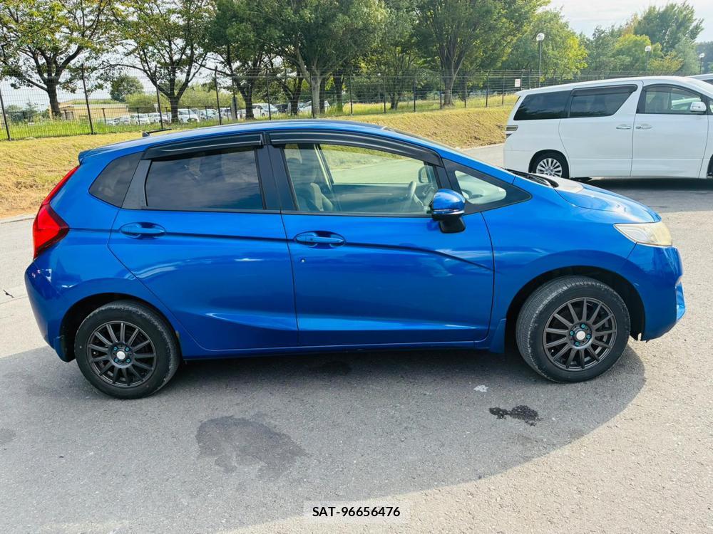 Honda FIT 2017-07 8526853-5
