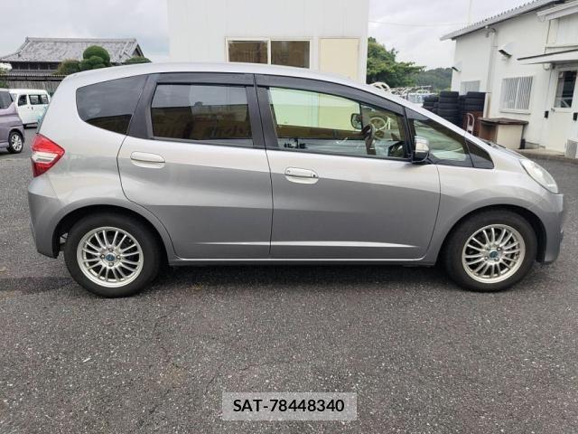 Honda FIT 2011-10 8685553-10