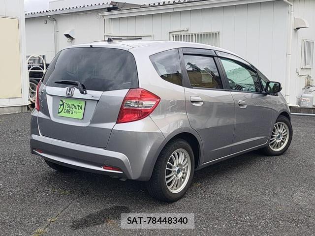 Honda FIT 2011-10 8685553-1