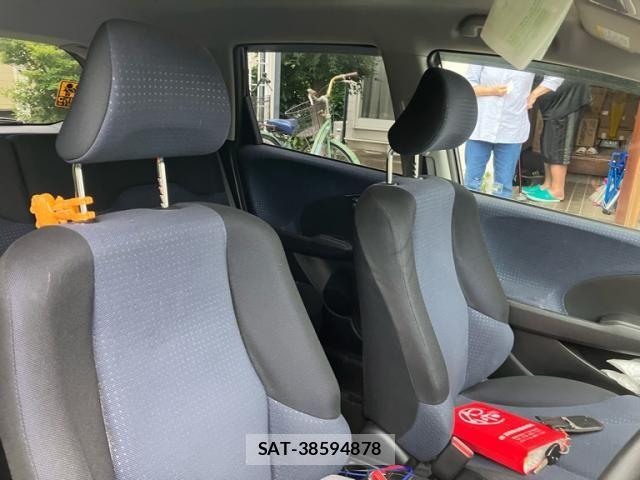 Honda FIT 2009-09 8685559-13