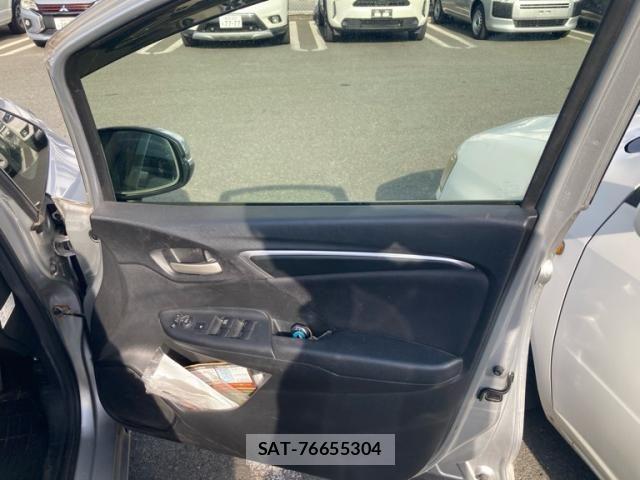 Honda FIT 2014-02 8685555-14