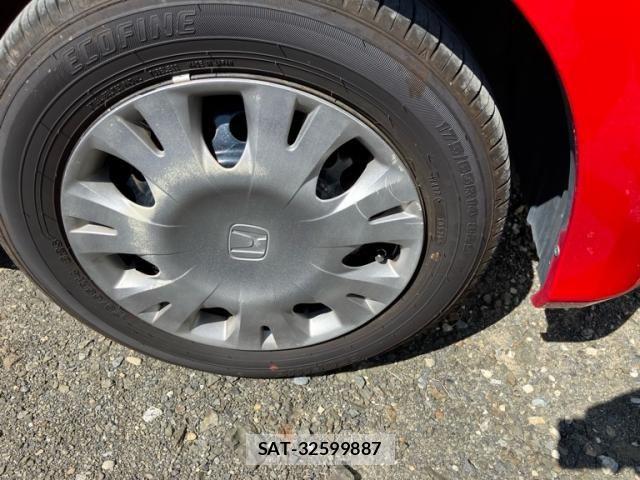 Honda FIT 2012-02 8685557-4