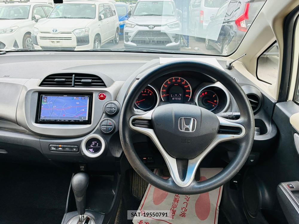 Honda FIT 2009-07 8451925-13
