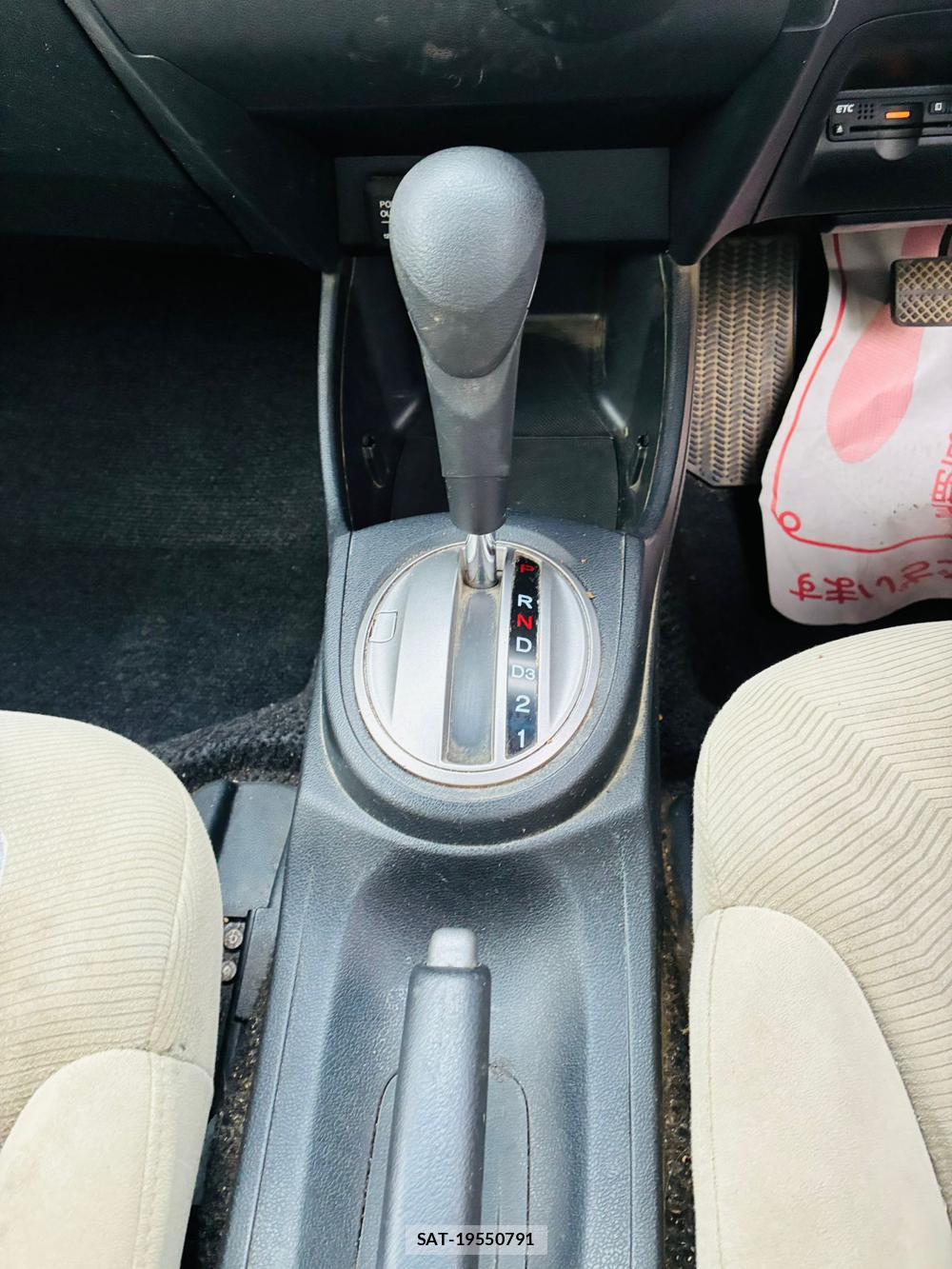 Honda FIT 2009-07 8451925-20