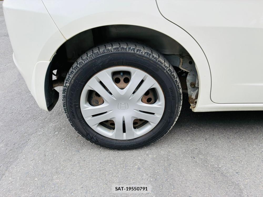 Honda FIT 2009-07 8451925-26