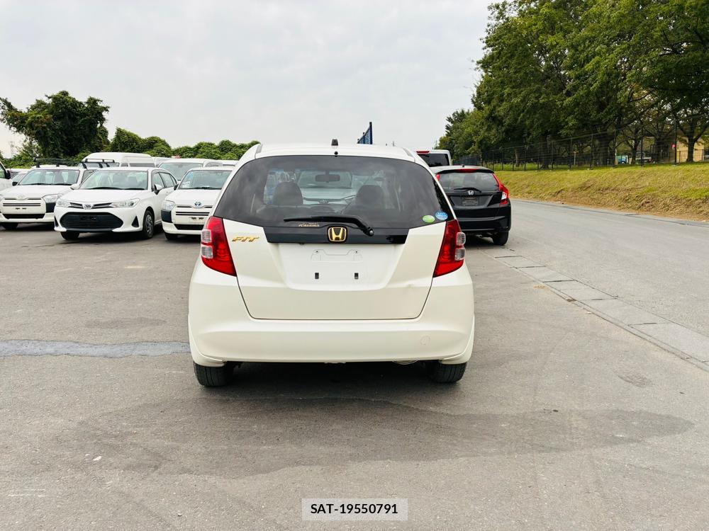 Honda FIT 2009-07 8451925-3