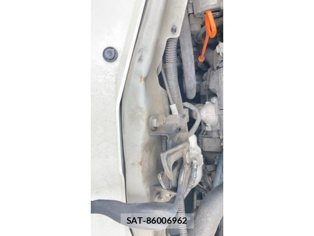 Honda FIT 2007-11 8742103-15