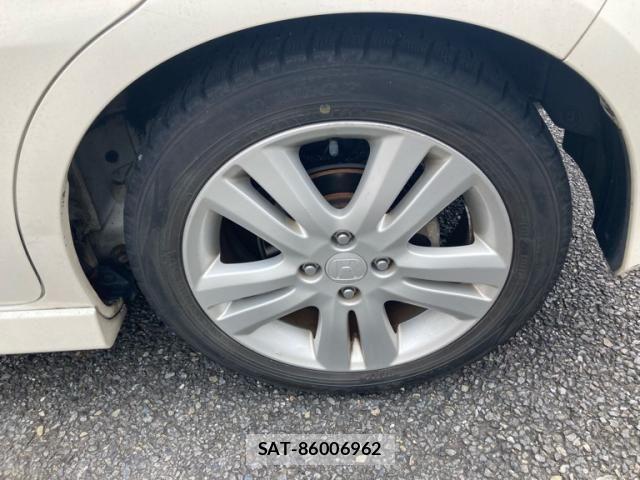 Honda FIT 2007-11 8742103-6