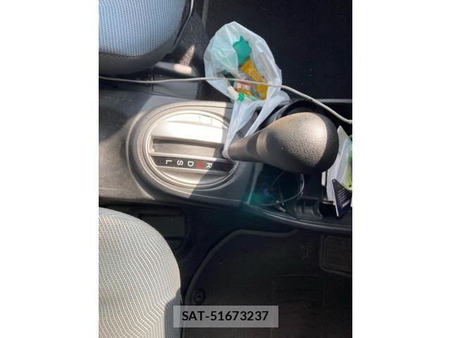 Honda FIT 2009-10 8742108-20