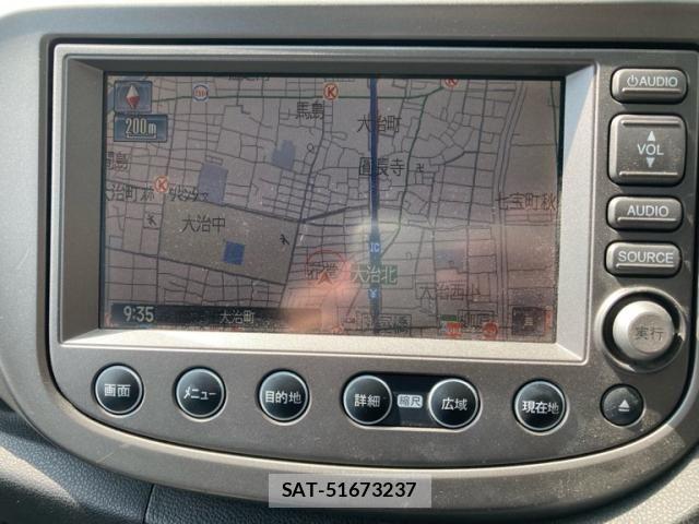 Honda FIT 2009-10 8742108-24