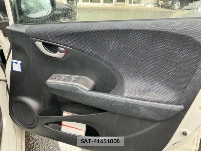 Honda FIT 2011-09 8742097-12