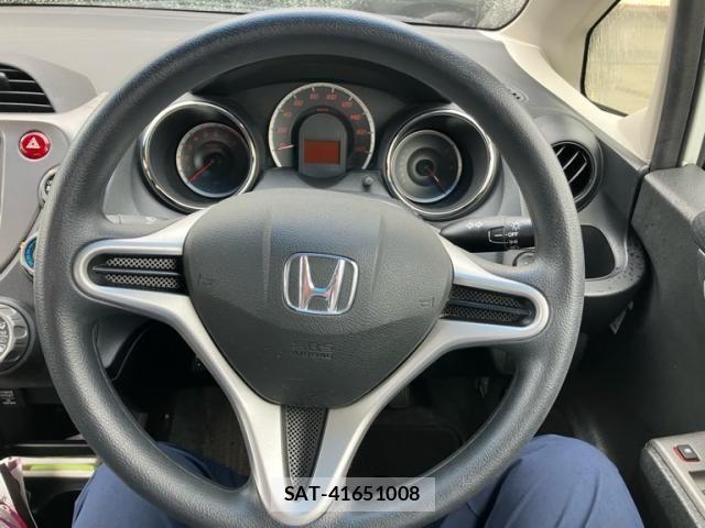 Honda FIT 2011-09 8742097-16