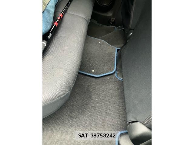 Honda FIT 2010-05 8742117-9