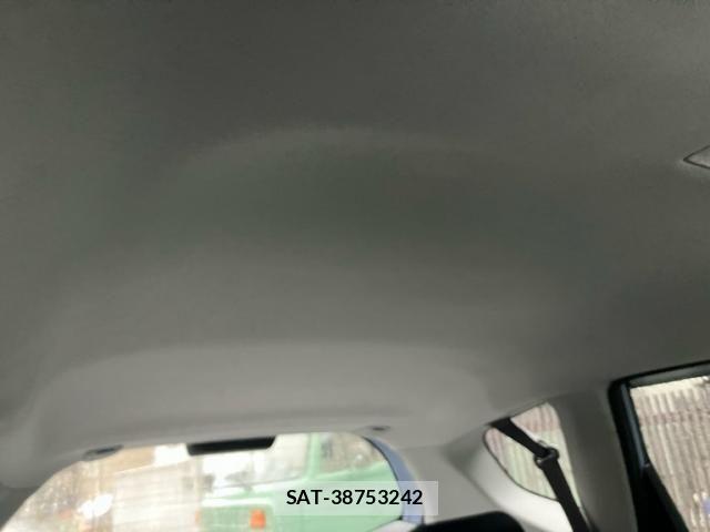 Honda FIT 2010-05 8742117-12