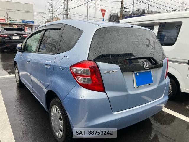 Honda FIT 2010-05 8742117-4