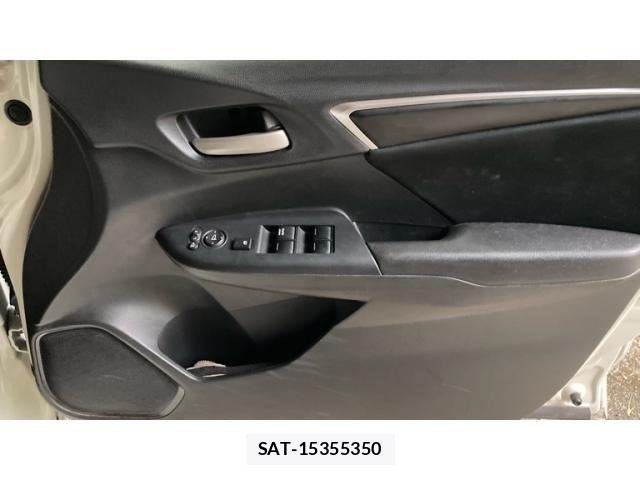 Honda FIT 2015-03 8742088-12