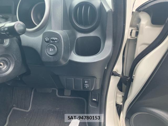Honda FIT 2009-11 8742099-12