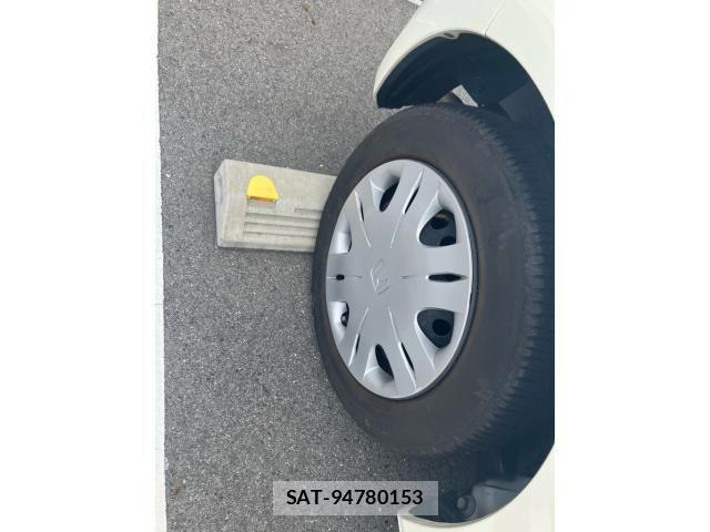 Honda FIT 2009-11 8742099-4
