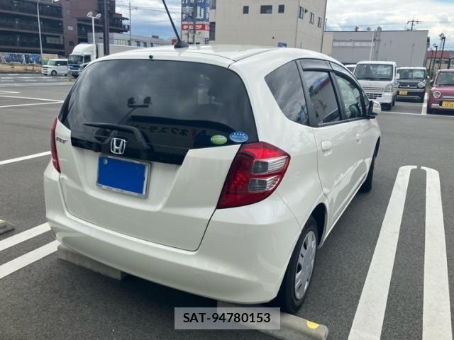 Honda FIT 2009-11 8742099-5