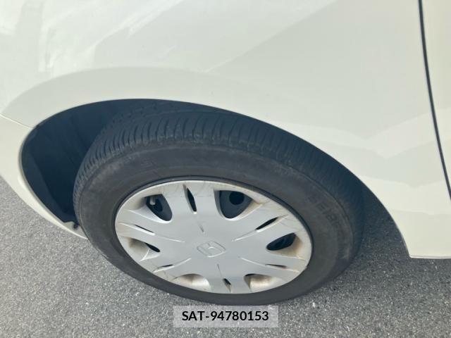 Honda FIT 2009-11 8742099-8