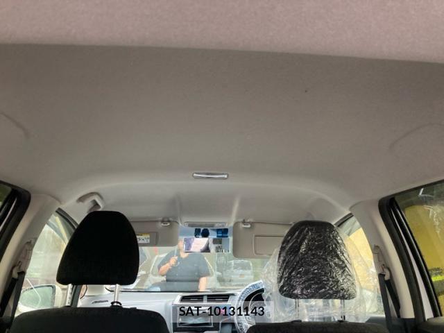 Honda FIT 2016-11 8742093-18