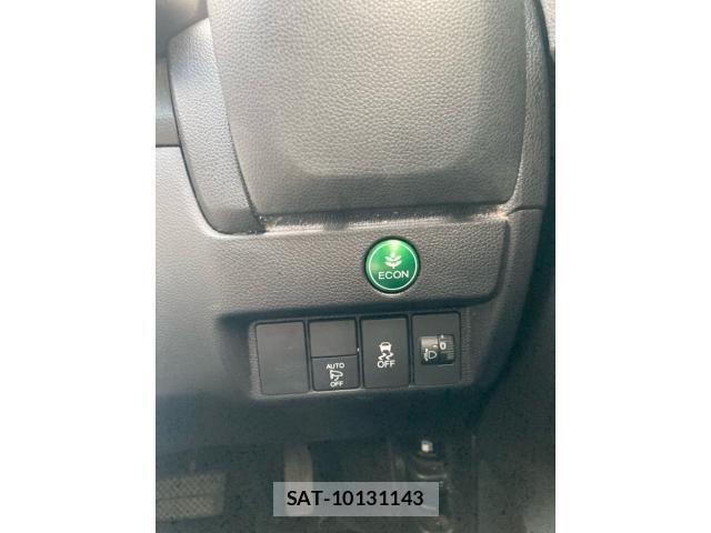 Honda FIT 2016-11 8742093-23