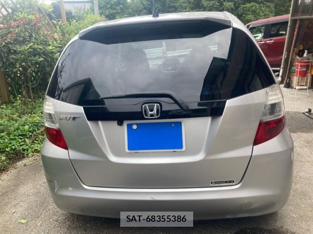 Honda FIT 2009-04 8742112-3