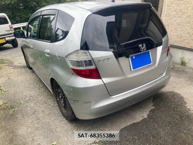 Honda FIT 2009-04 8742112-5