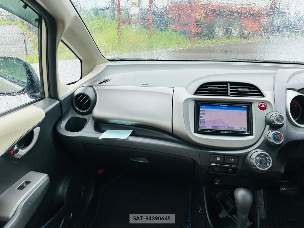 Honda FIT 2009-09 8344480-17