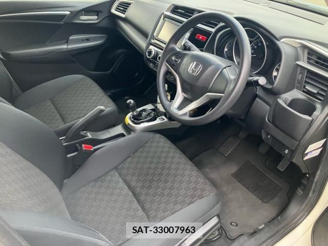 Honda FIT 2013-11 8742083-9