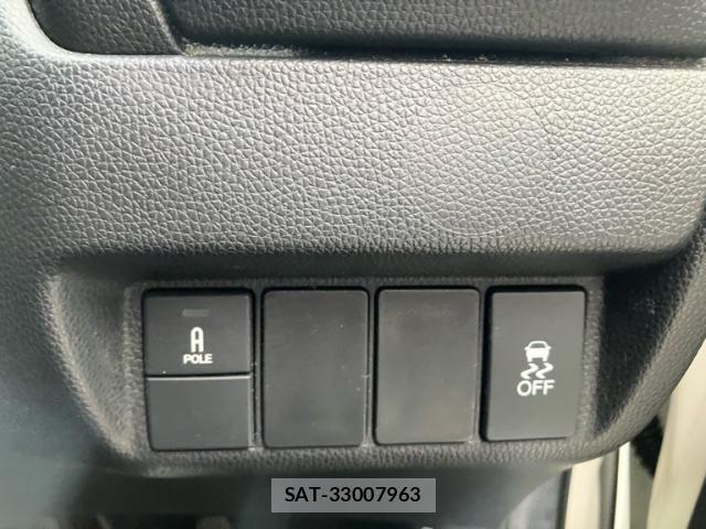 Honda FIT 2013-11 8742083-14