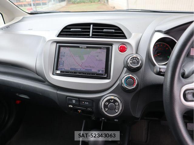 Honda FIT 2010-10 8742090-14