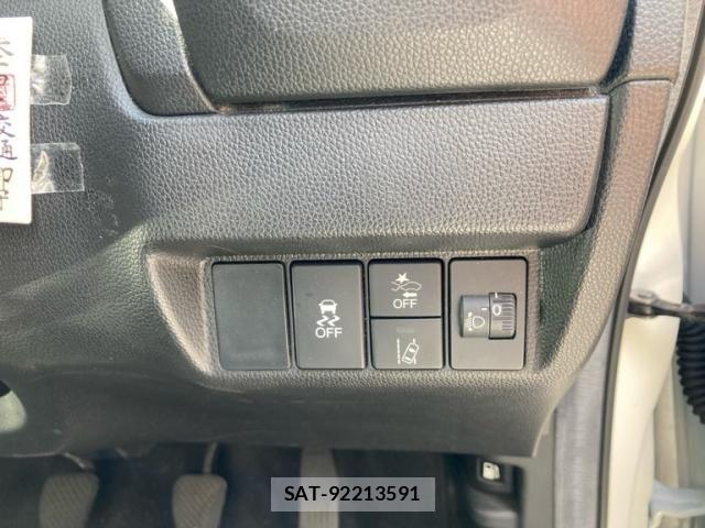 Honda FIT 2018-03 8742077-21