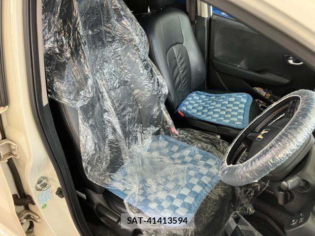 Honda FIT 2011-09 8742095-18