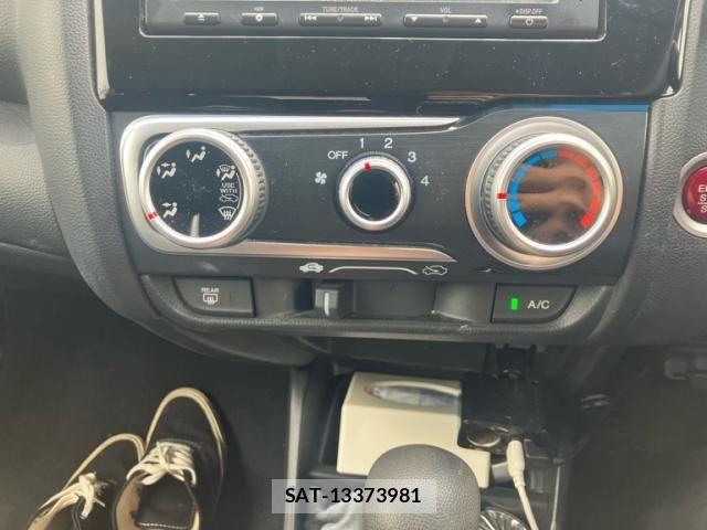 Honda FIT 2014-01 8742101-15