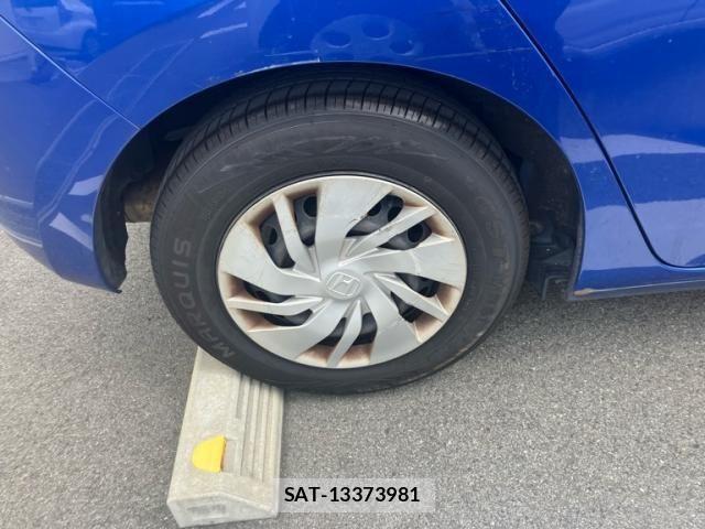 Honda FIT 2014-01 8742101-4