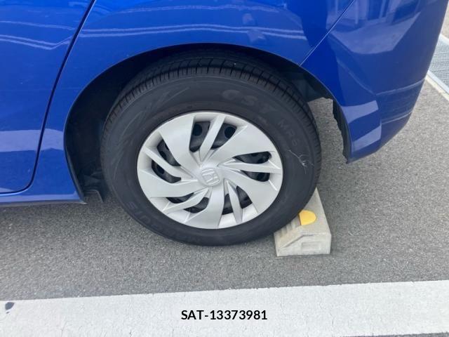 Honda FIT 2014-01 8742101-5
