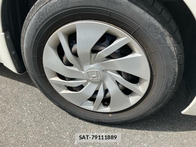 Honda FIT 2016-03 8742085-9