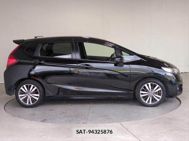 Honda FIT 2015-11 8742074-16