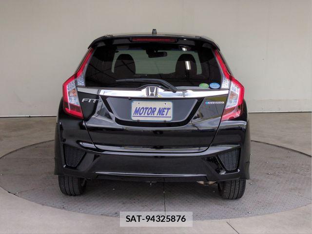Honda FIT 2015-11 8742074-17