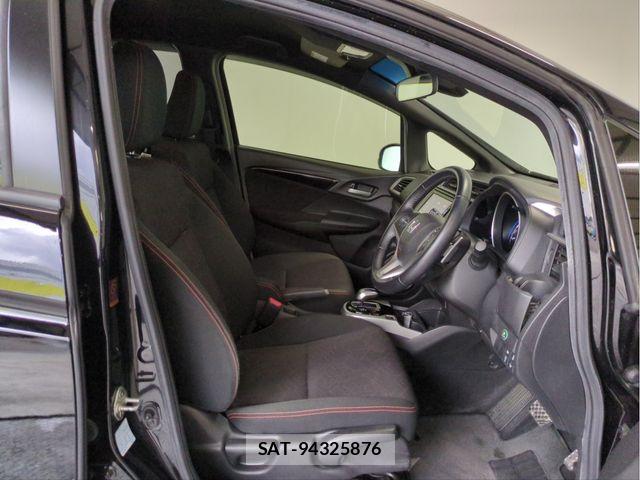 Honda FIT 2015-11 8742074-25