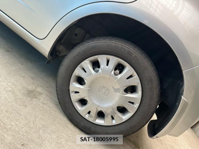 Honda FIT 2013-03 8742105-9